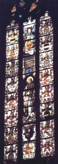 Partie supérieure du vitrail de Marguerite de Hornes - saint Jean